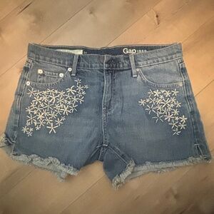 2 for $20 Gap Floral Embroidered Original Girlfriend Denim Shorts